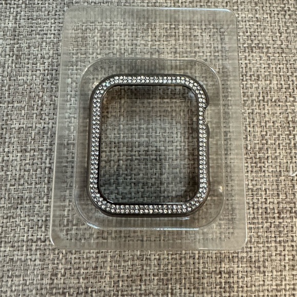 Silver Rhinestone iWatch Frame - Picture 1 of 1